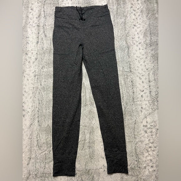 4 OLD NAVY Leggings… yes. 4! Medium - Picture 2 of 12
